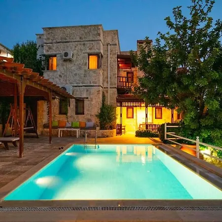 Marsilya Is Stone House For 8 People With A Magnificent Sea View In Kalkan וילה